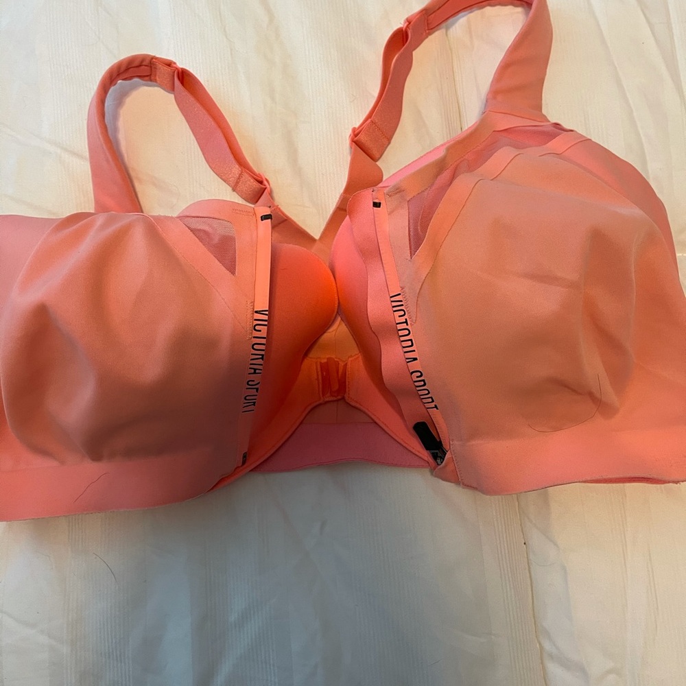 Victoria’s Secret sport bra